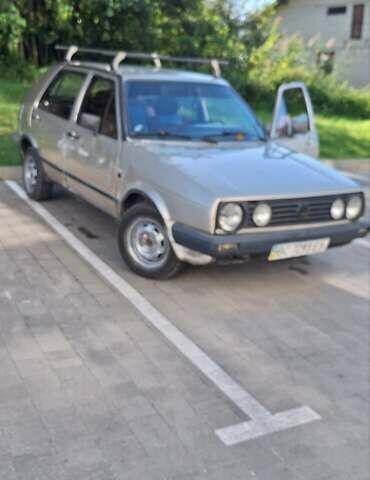 Бежевый Фольксваген Гольф, объемом двигателя 1.59 л и пробегом 100 тыс. км за 1100 $, фото 4 на Automoto.ua