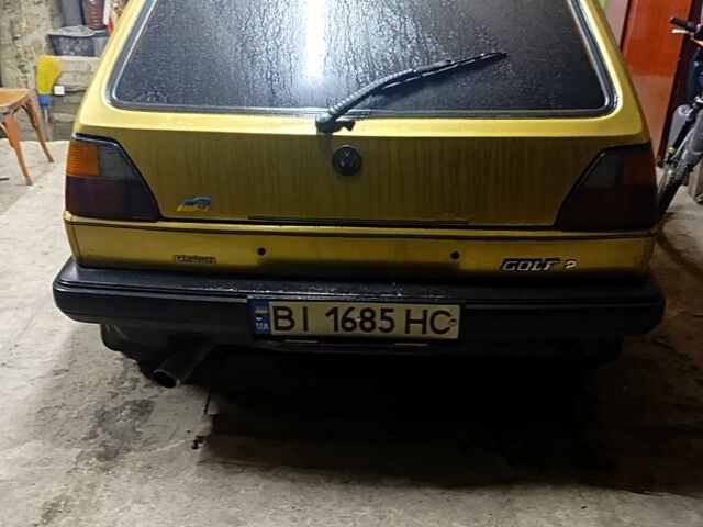 Бежевый Фольксваген Гольф, объемом двигателя 1.6 л и пробегом 293 тыс. км за 1850 $, фото 2 на Automoto.ua