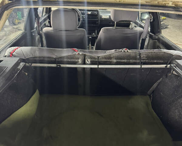 Бежевый Фольксваген Гольф, объемом двигателя 1.8 л и пробегом 200 тыс. км за 800 $, фото 10 на Automoto.ua