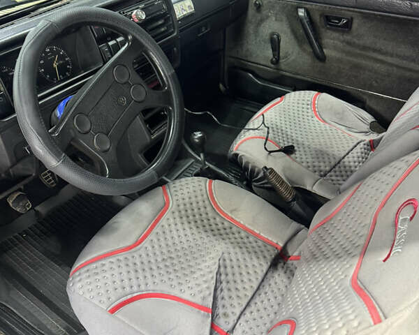 Бежевый Фольксваген Гольф, объемом двигателя 1.8 л и пробегом 200 тыс. км за 800 $, фото 11 на Automoto.ua