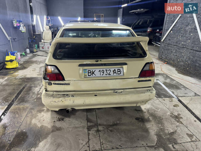 Бежевый Фольксваген Гольф, объемом двигателя 1.8 л и пробегом 200 тыс. км за 800 $, фото 6 на Automoto.ua