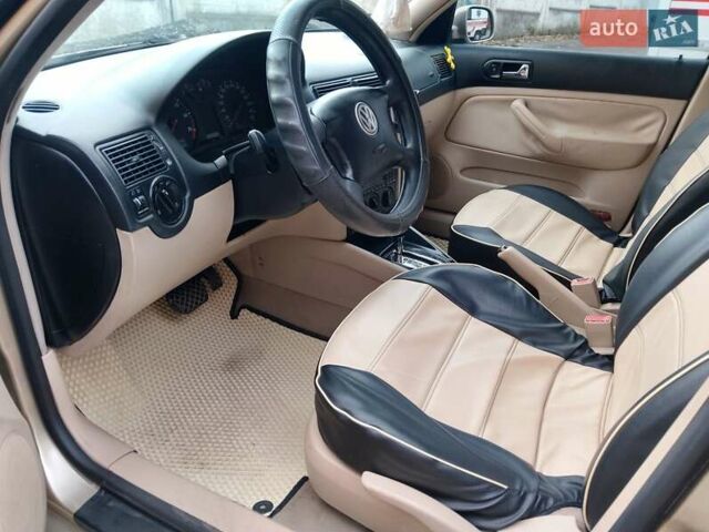 Бежевый Фольксваген Гольф, объемом двигателя 1.6 л и пробегом 179 тыс. км за 4600 $, фото 18 на Automoto.ua