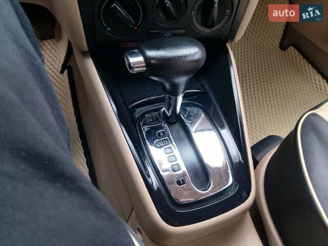 Бежевый Фольксваген Гольф, объемом двигателя 1.6 л и пробегом 179 тыс. км за 4600 $, фото 20 на Automoto.ua