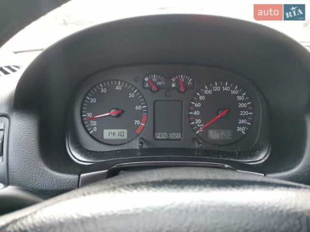 Бежевый Фольксваген Гольф, объемом двигателя 1.6 л и пробегом 179 тыс. км за 4600 $, фото 19 на Automoto.ua