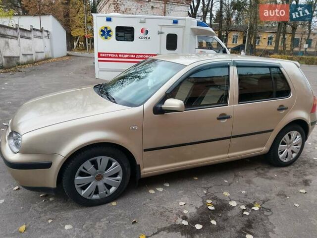Бежевый Фольксваген Гольф, объемом двигателя 1.6 л и пробегом 179 тыс. км за 4600 $, фото 13 на Automoto.ua