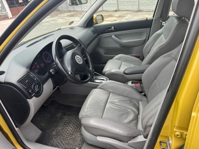 Бежевый Фольксваген Гольф, объемом двигателя 1.6 л и пробегом 220 тыс. км за 4850 $, фото 11 на Automoto.ua