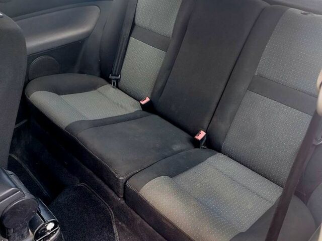 Бежевий Фольксваген Гольф, об'ємом двигуна 2 л та пробігом 338 тис. км за 4150 $, фото 8 на Automoto.ua