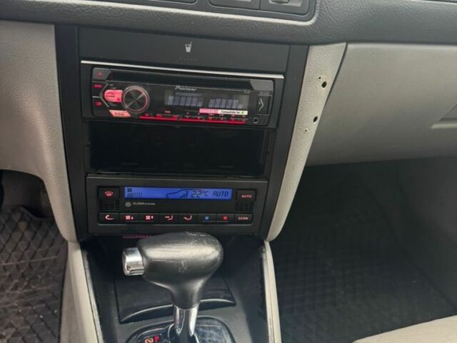 Бежевый Фольксваген Гольф, объемом двигателя 1.6 л и пробегом 220 тыс. км за 4850 $, фото 14 на Automoto.ua