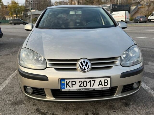 Бежевый Фольксваген Гольф, объемом двигателя 1.6 л и пробегом 230 тыс. км за 5700 $, фото 4 на Automoto.ua
