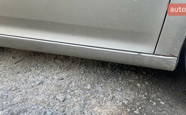 Бежевый Фольксваген Гольф, объемом двигателя 1.39 л и пробегом 151 тыс. км за 3600 $, фото 13 на Automoto.ua