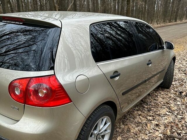 Бежевый Фольксваген Гольф, объемом двигателя 1.4 л и пробегом 282 тыс. км за 4500 $, фото 2 на Automoto.ua