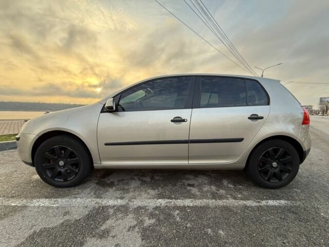 Бежевый Фольксваген Гольф, объемом двигателя 1.6 л и пробегом 230 тыс. км за 5700 $, фото 9 на Automoto.ua