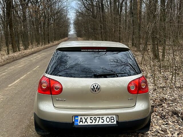Бежевый Фольксваген Гольф, объемом двигателя 1.4 л и пробегом 282 тыс. км за 4500 $, фото 1 на Automoto.ua