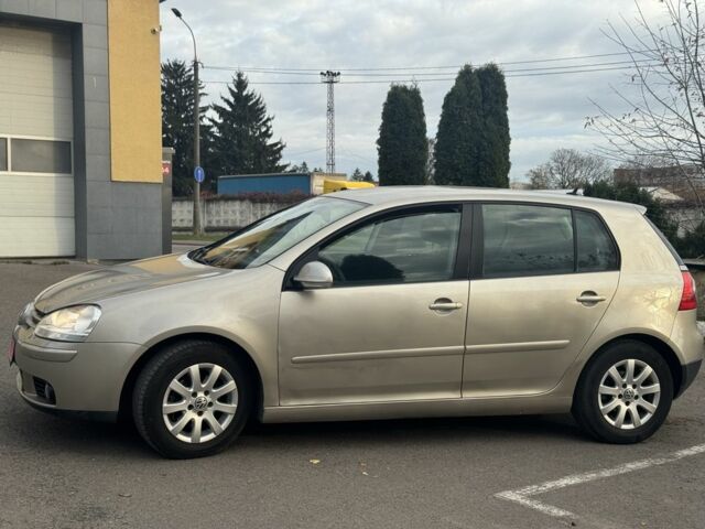 Бежевый Фольксваген Гольф, объемом двигателя 1.6 л и пробегом 251 тыс. км за 4850 $, фото 2 на Automoto.ua