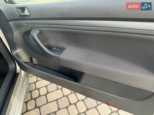 Бежевий Фольксваген Гольф, об'ємом двигуна 1.6 л та пробігом 169 тис. км за 6500 $, фото 11 на Automoto.ua