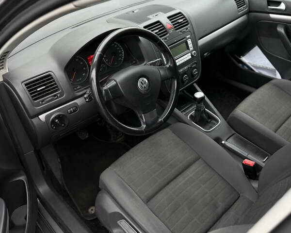 Бежевый Фольксваген Гольф, объемом двигателя 1.4 л и пробегом 234 тыс. км за 5700 $, фото 6 на Automoto.ua