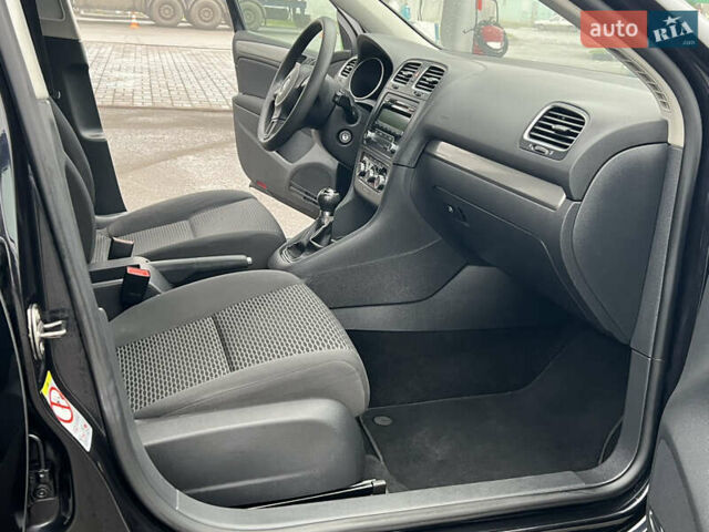 Бежевый Фольксваген Гольф, объемом двигателя 1.4 л и пробегом 206 тыс. км за 6600 $, фото 40 на Automoto.ua