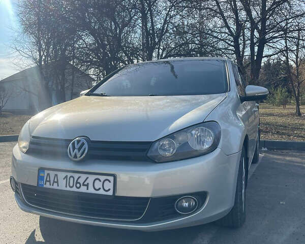 Бежевый Фольксваген Гольф, объемом двигателя 1.4 л и пробегом 213 тыс. км за 7000 $, фото 1 на Automoto.ua