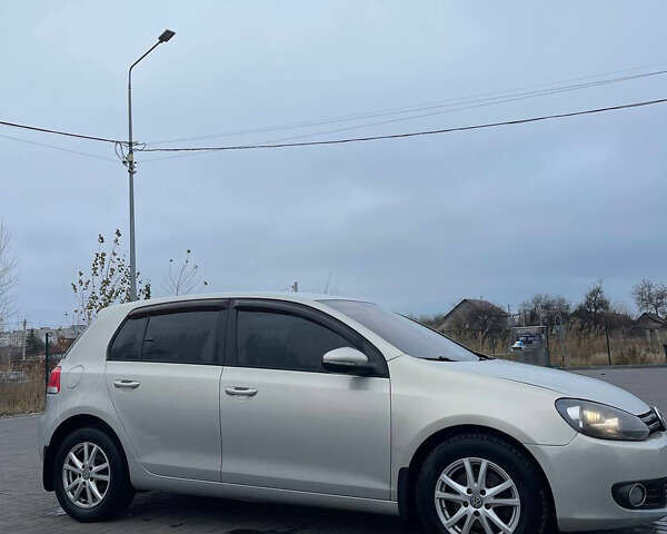 Бежевый Фольксваген Гольф, объемом двигателя 1.4 л и пробегом 213 тыс. км за 7000 $, фото 2 на Automoto.ua