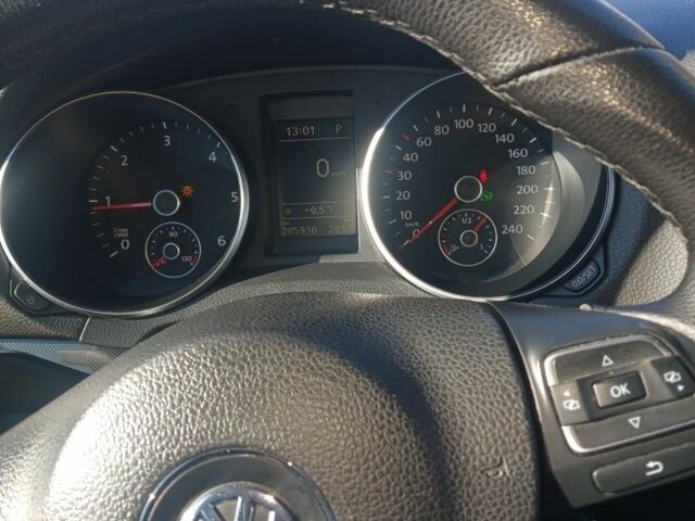 Бежевий Фольксваген Гольф, об'ємом двигуна 0 л та пробігом 301 тис. км за 8500 $, фото 6 на Automoto.ua