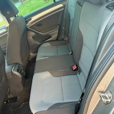 Бежевий Фольксваген Гольф, об'ємом двигуна 0 л та пробігом 103 тис. км за 7800 $, фото 5 на Automoto.ua