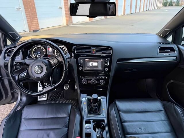 Бежевый Фольксваген Гольф, объемом двигателя 2 л и пробегом 72 тыс. км за 8800 $, фото 9 на Automoto.ua