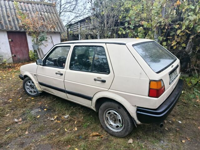 Бежевый Фольксваген Гольф, объемом двигателя 0 л и пробегом 275 тыс. км за 800 $, фото 3 на Automoto.ua