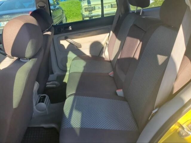 Бежевый Фольксваген Гольф, объемом двигателя 0 л и пробегом 400 тыс. км за 3400 $, фото 2 на Automoto.ua