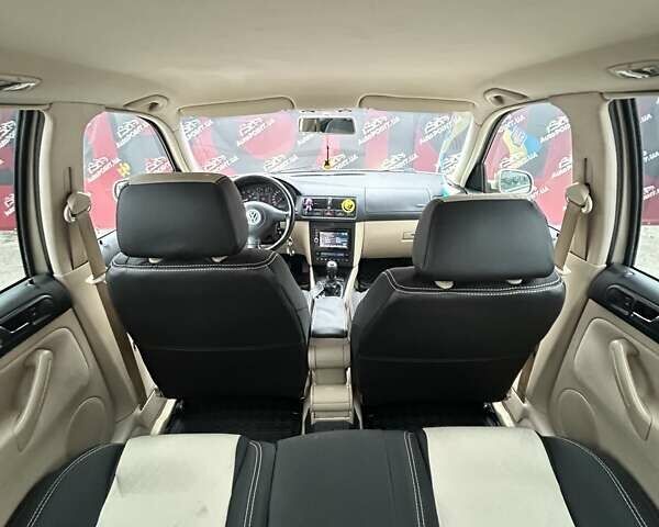 Бежевый Фольксваген Гольф, объемом двигателя 1.6 л и пробегом 235 тыс. км за 4900 $, фото 12 на Automoto.ua