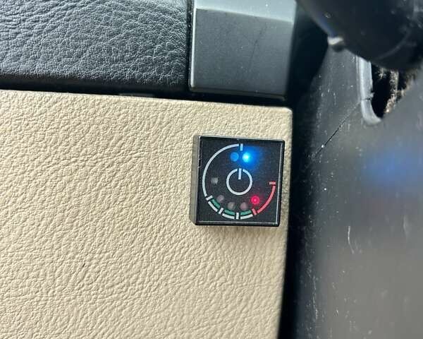 Бежевый Фольксваген Гольф, объемом двигателя 1.6 л и пробегом 235 тыс. км за 4900 $, фото 24 на Automoto.ua