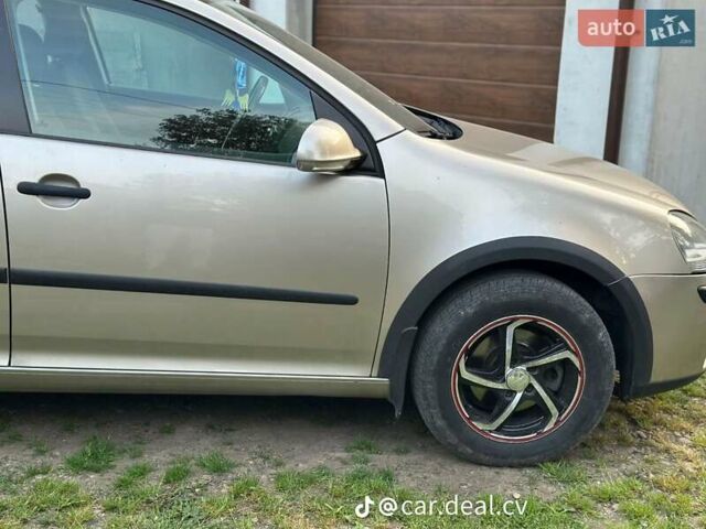 Бежевый Фольксваген Гольф, объемом двигателя 1.4 л и пробегом 180 тыс. км за 6000 $, фото 5 на Automoto.ua