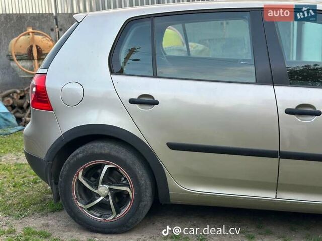 Бежевый Фольксваген Гольф, объемом двигателя 1.4 л и пробегом 180 тыс. км за 6000 $, фото 2 на Automoto.ua