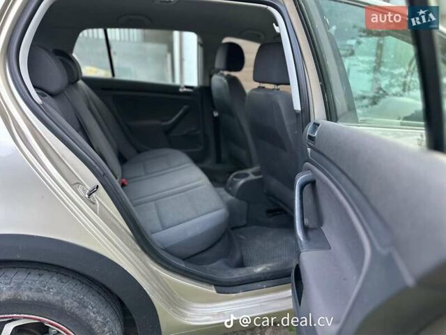 Бежевый Фольксваген Гольф, объемом двигателя 1.4 л и пробегом 180 тыс. км за 6000 $, фото 16 на Automoto.ua