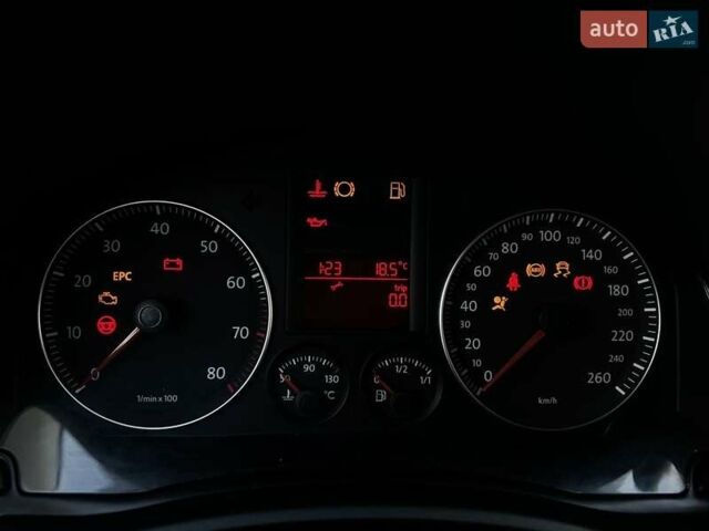 Бежевый Фольксваген Гольф, объемом двигателя 1.4 л и пробегом 149 тыс. км за 7200 $, фото 12 на Automoto.ua