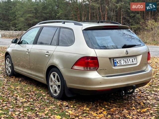 Бежевый Фольксваген Гольф, объемом двигателя 1.4 л и пробегом 149 тыс. км за 7200 $, фото 3 на Automoto.ua