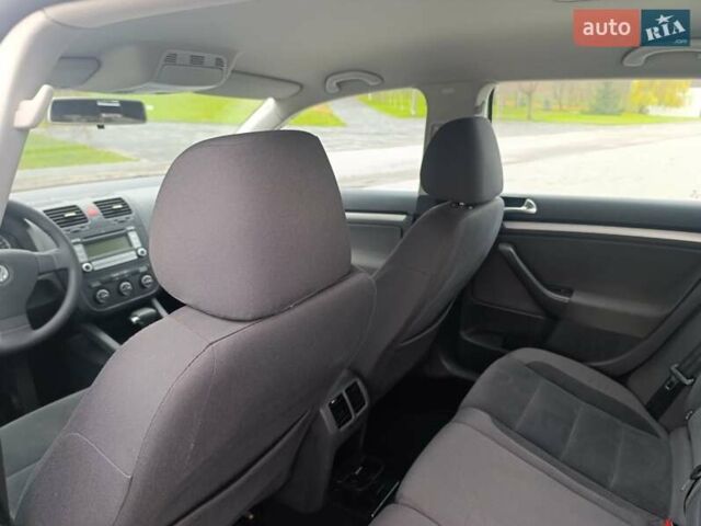 Бежевый Фольксваген Гольф, объемом двигателя 1.4 л и пробегом 248 тыс. км за 6800 $, фото 11 на Automoto.ua