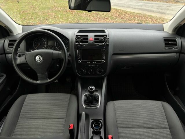 Бежевий Фольксваген Гольф, об'ємом двигуна 1.4 л та пробігом 149 тис. км за 7200 $, фото 8 на Automoto.ua