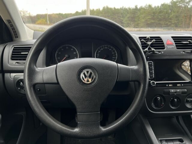 Бежевий Фольксваген Гольф, об'ємом двигуна 1.4 л та пробігом 149 тис. км за 7200 $, фото 9 на Automoto.ua