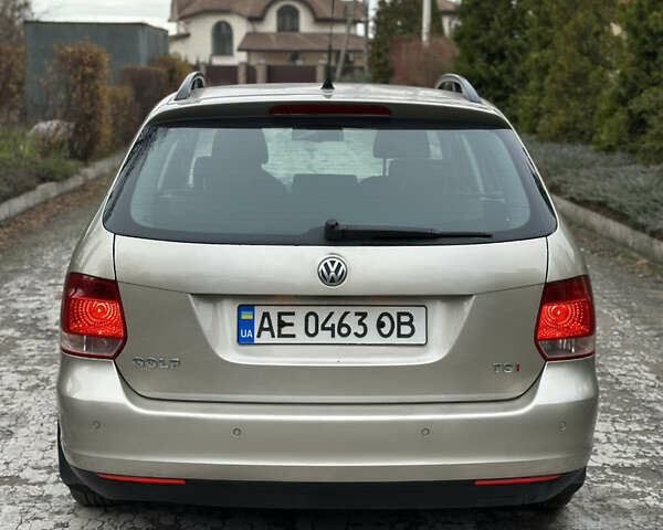 Бежевый Фольксваген Гольф, объемом двигателя 1.4 л и пробегом 239 тыс. км за 5999 $, фото 5 на Automoto.ua