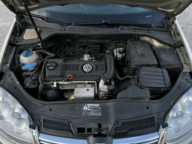 Бежевий Фольксваген Гольф, об'ємом двигуна 1.4 л та пробігом 149 тис. км за 7200 $, фото 20 на Automoto.ua