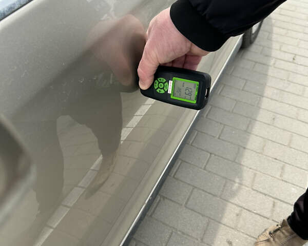 Бежевий Фольксваген Гольф, об'ємом двигуна 1.4 л та пробігом 235 тис. км за 5000 $, фото 35 на Automoto.ua