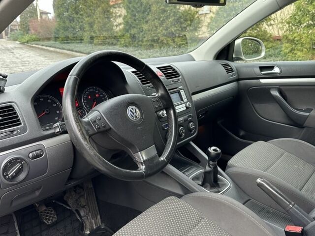 Бежевый Фольксваген Гольф, объемом двигателя 1.4 л и пробегом 239 тыс. км за 6300 $, фото 8 на Automoto.ua