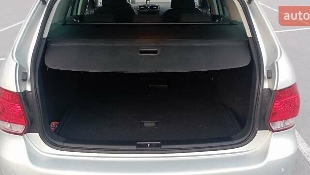 Бежевий Фольксваген Гольф, об'ємом двигуна 1.4 л та пробігом 230 тис. км за 7600 $, фото 23 на Automoto.ua