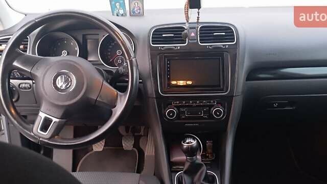 Бежевий Фольксваген Гольф, об'ємом двигуна 1.4 л та пробігом 230 тис. км за 7600 $, фото 14 на Automoto.ua