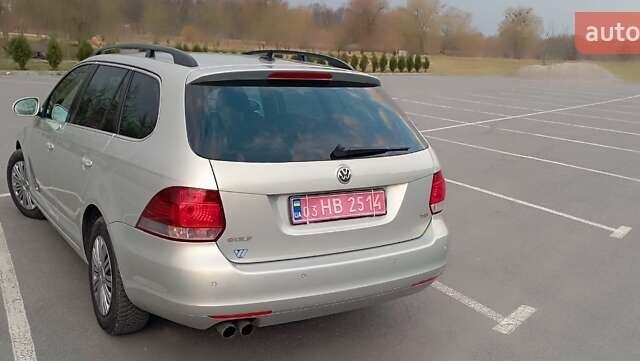 Бежевий Фольксваген Гольф, об'ємом двигуна 1.4 л та пробігом 230 тис. км за 7600 $, фото 4 на Automoto.ua