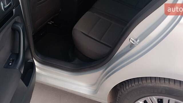 Бежевий Фольксваген Гольф, об'ємом двигуна 1.4 л та пробігом 230 тис. км за 7600 $, фото 16 на Automoto.ua