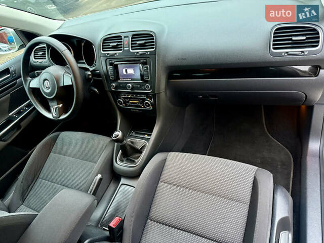 Бежевый Фольксваген Гольф, объемом двигателя 1.4 л и пробегом 166 тыс. км за 6499 $, фото 25 на Automoto.ua