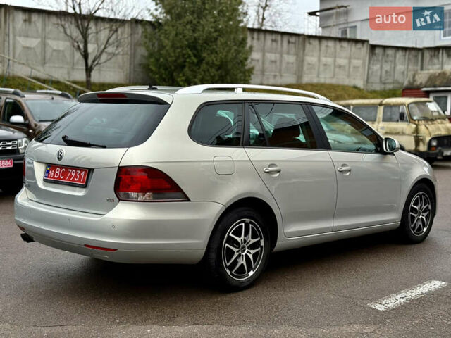 Бежевый Фольксваген Гольф, объемом двигателя 1.4 л и пробегом 200 тыс. км за 6599 $, фото 6 на Automoto.ua