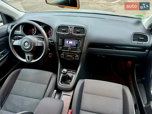 Бежевый Фольксваген Гольф, объемом двигателя 1.4 л и пробегом 166 тыс. км за 6499 $, фото 22 на Automoto.ua