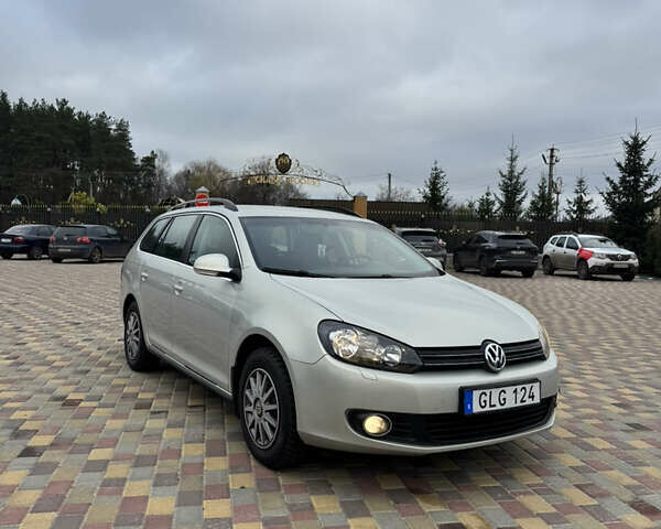 Бежевый Фольксваген Гольф, объемом двигателя 1.6 л и пробегом 174 тыс. км за 7999 $, фото 4 на Automoto.ua